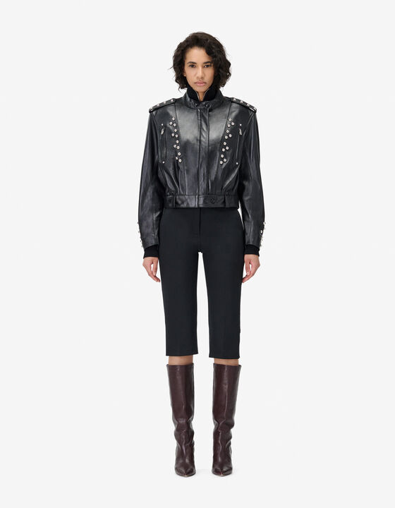 VESTE EN CUIR À CLOUS