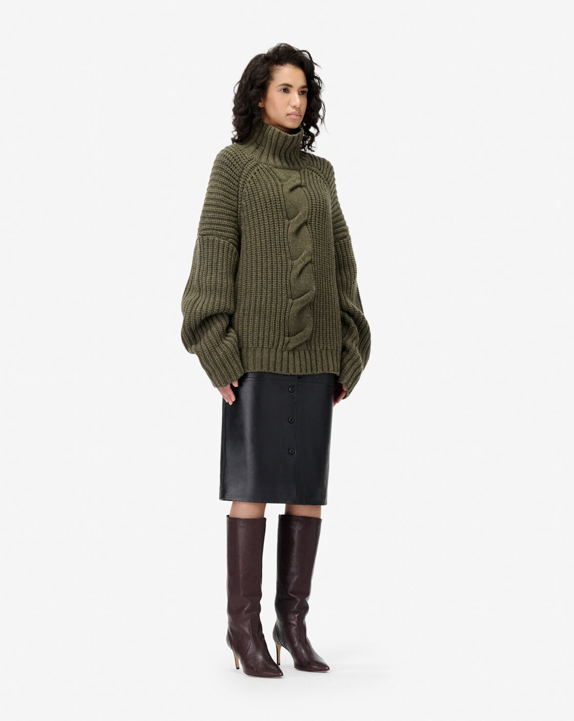 RHONA image number null