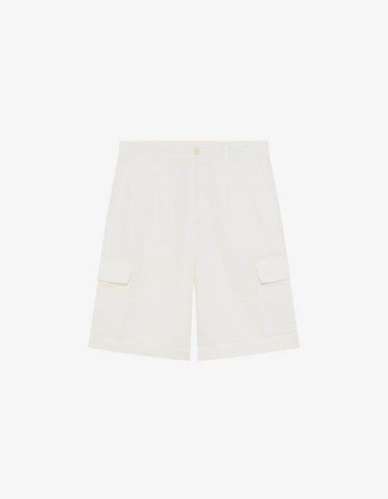 SHORT À DÉCOUPES