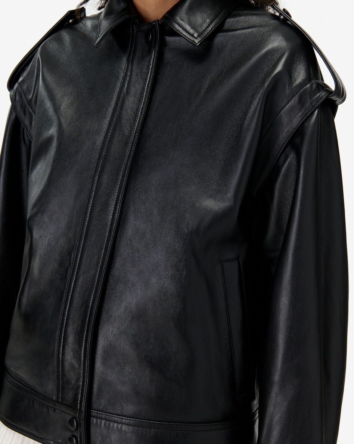 DETROIT image number null